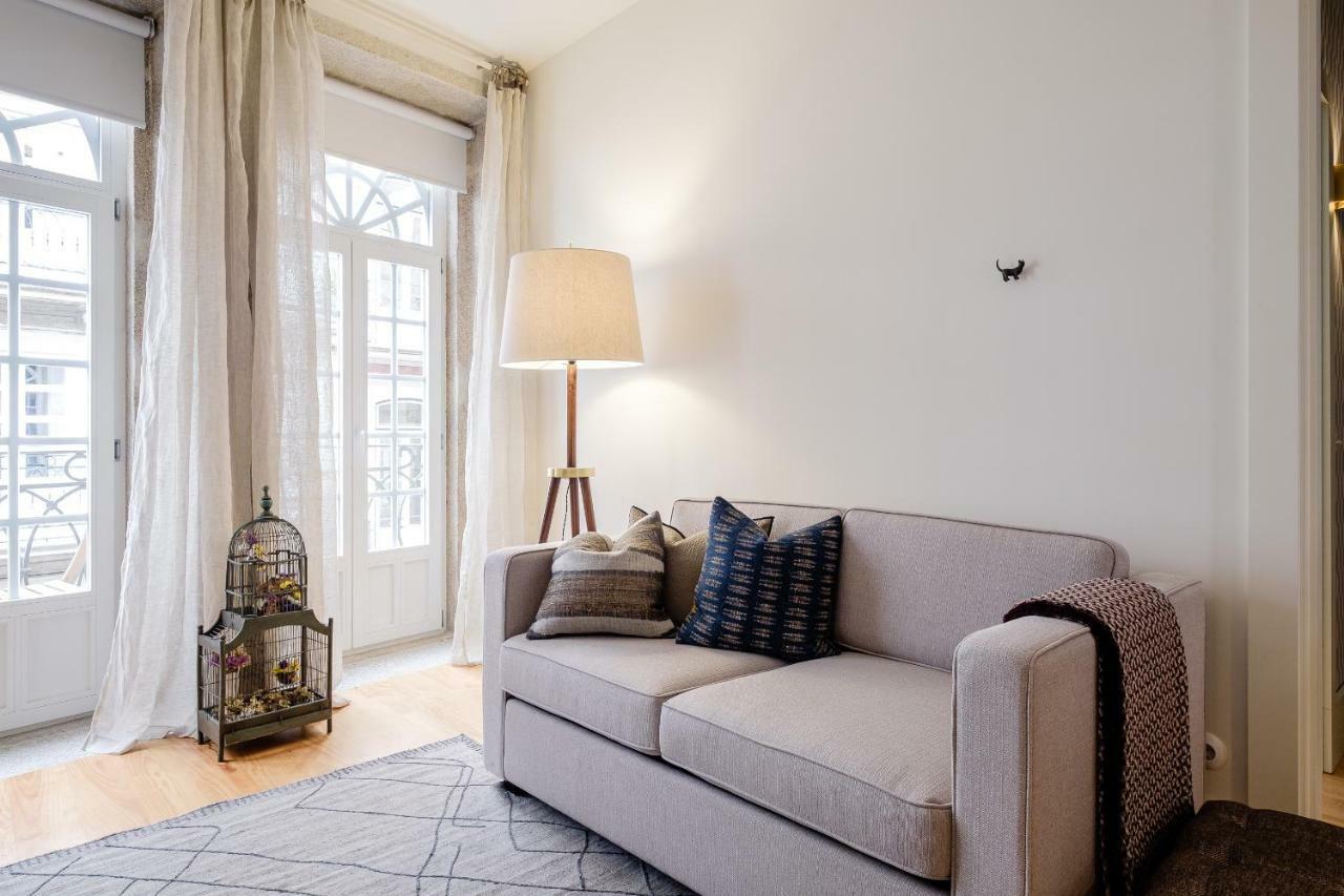 Boutique Rentals-Flores Plaza In City Historical Center ปอร์โต ภายนอก รูปภาพ